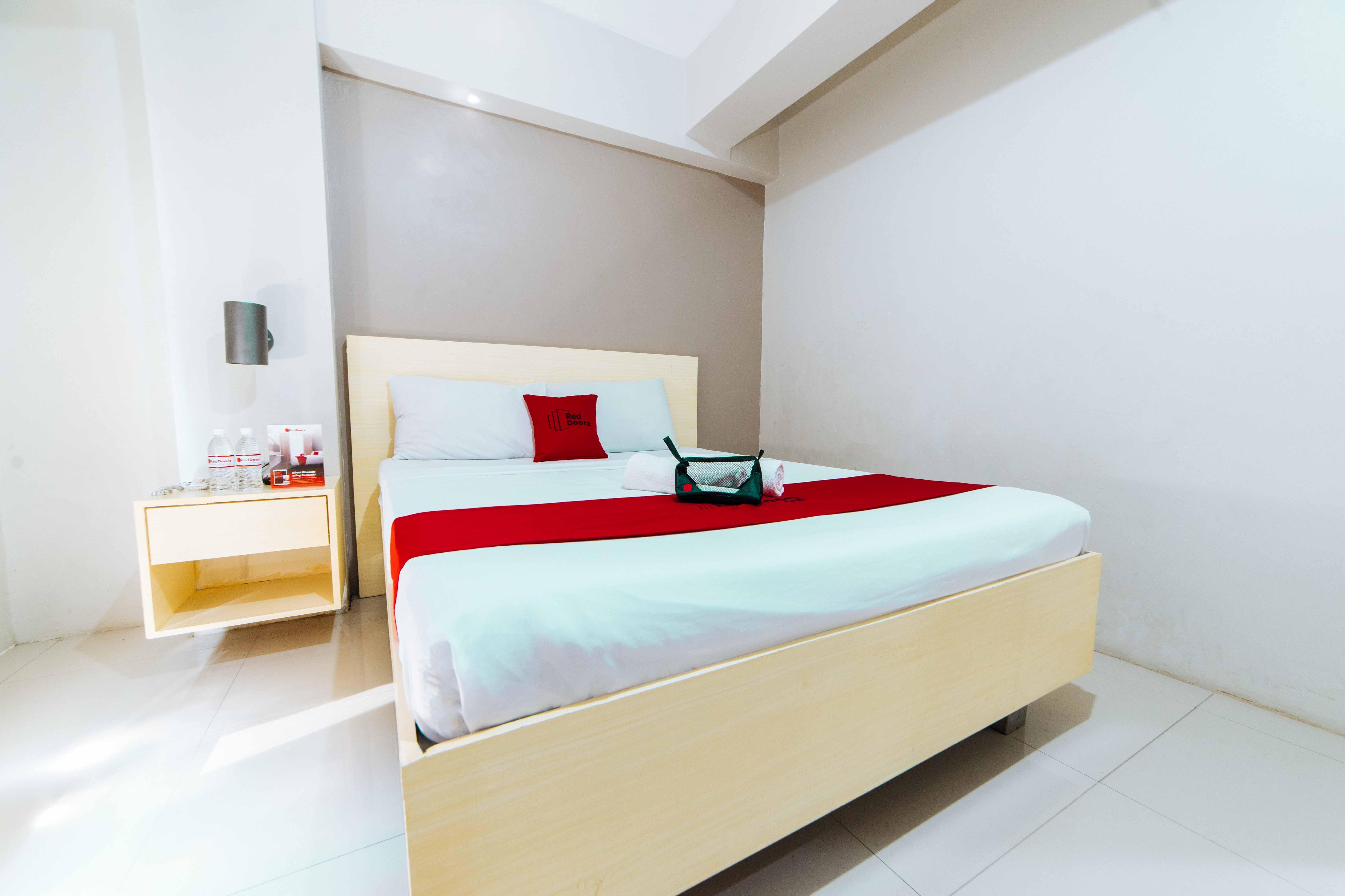 Reddoorz At Samat Mandaluyong Hotel Exterior photo