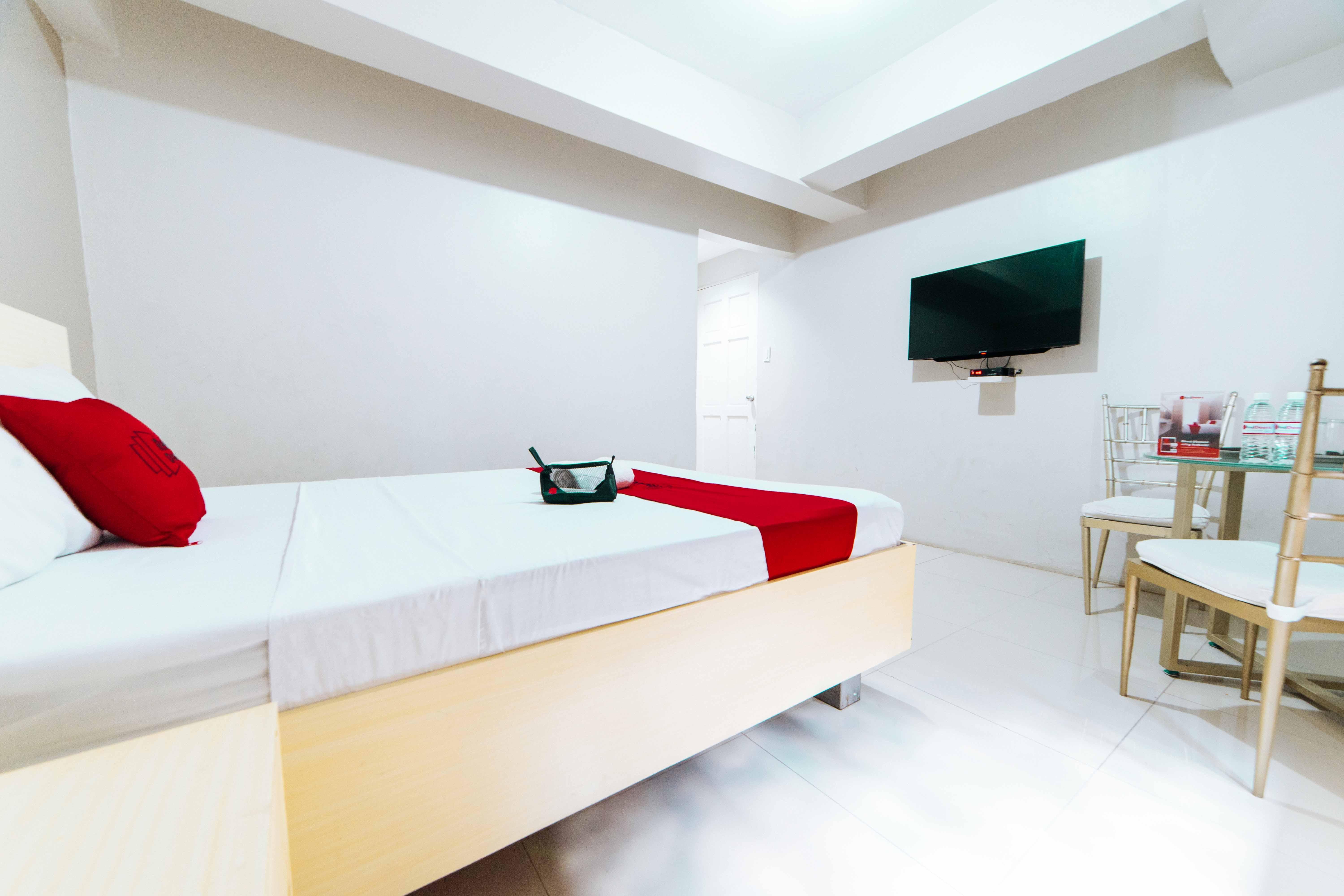 Reddoorz At Samat Mandaluyong Hotel Exterior photo