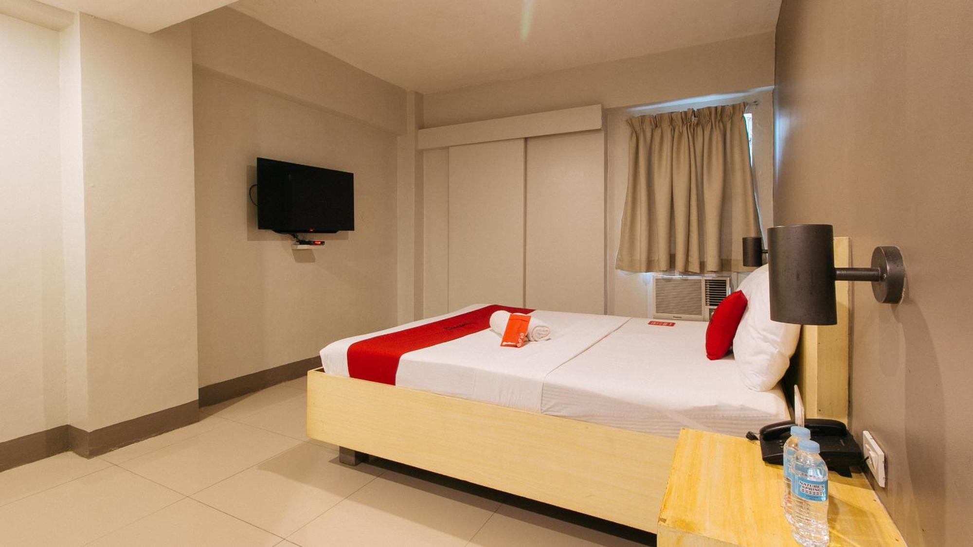 Reddoorz At Samat Mandaluyong Hotel Exterior photo